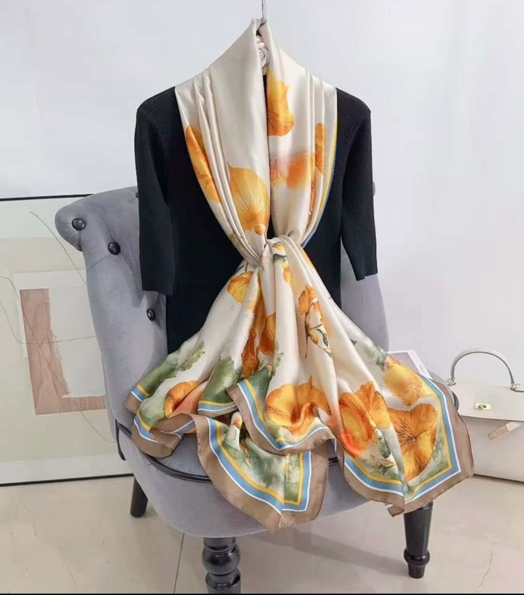 шелковый шарф,женский шелковый шарф,шёлковый шарф с принтом,женский шарф,шарфы и платки