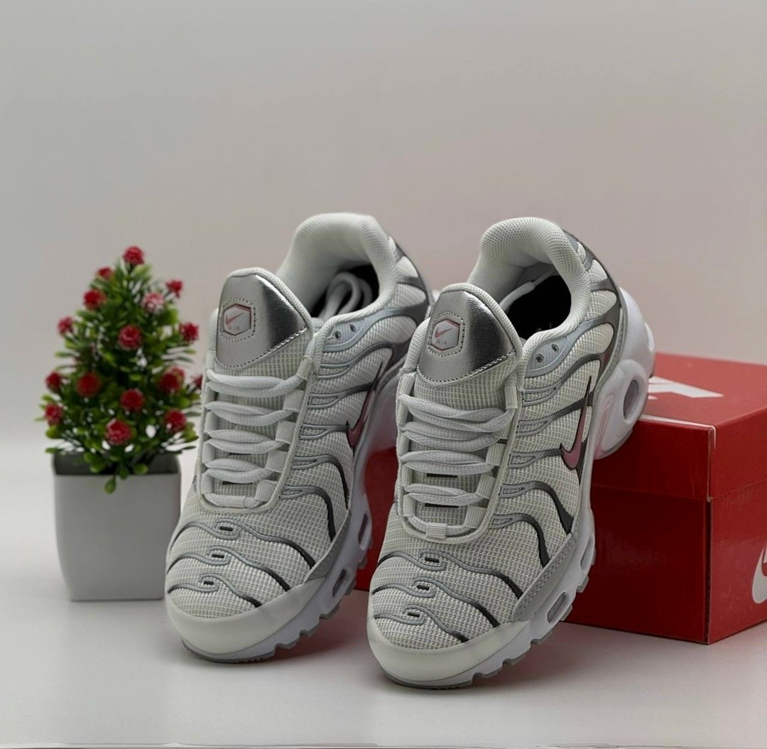 кроссовки, женская,кроссовки сетка,кроссовки кожа,кроссовки