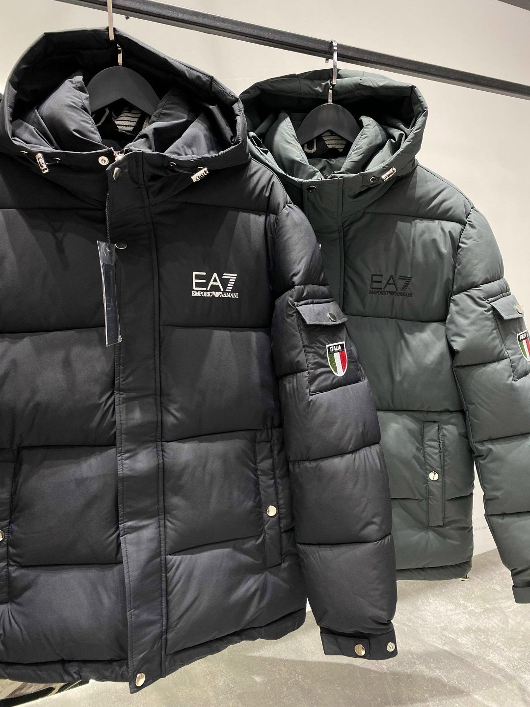 пуховик burberry,куртка зимняя ea7,зимняя куртка armani,мужские куртки,куртка мужская ea7