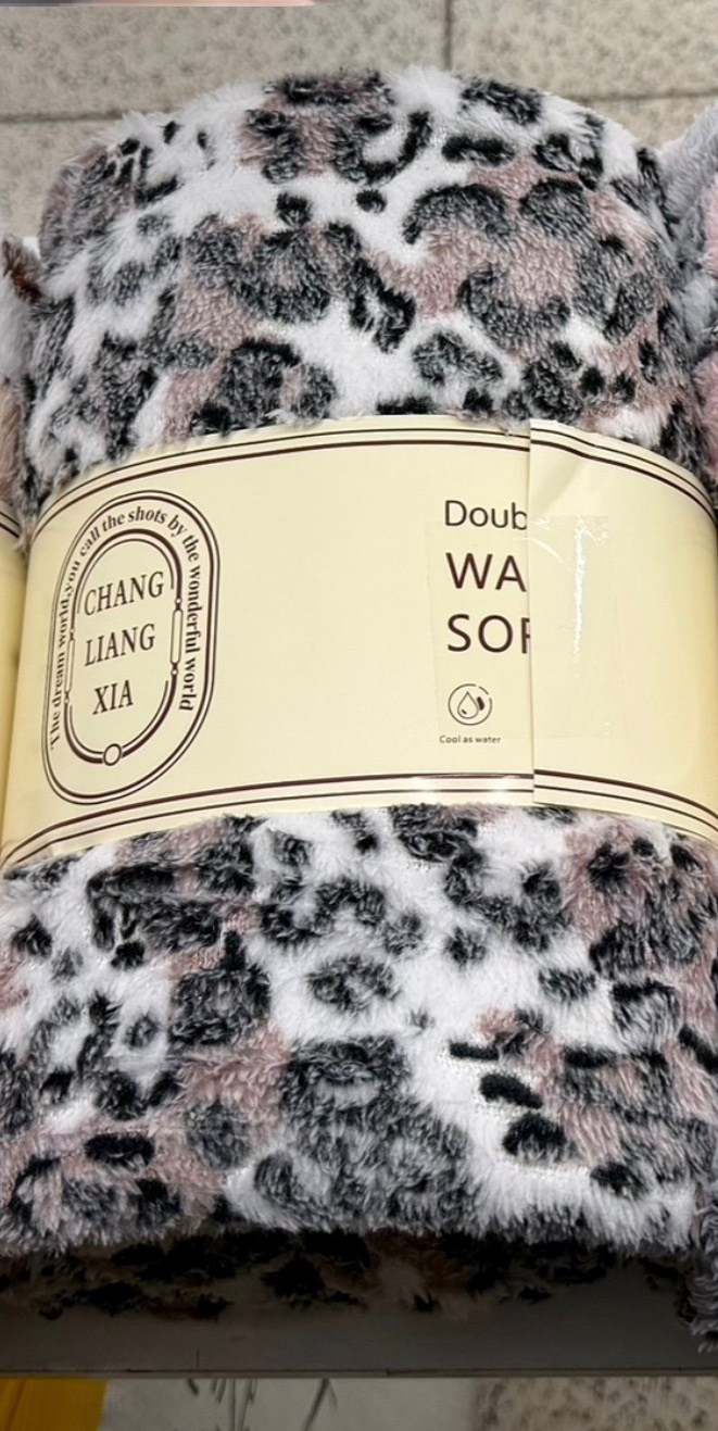 постельного белья,постельное белье комплект,постельное белье унисон леопард,леопардовое постельное белье,леопардовая кровать