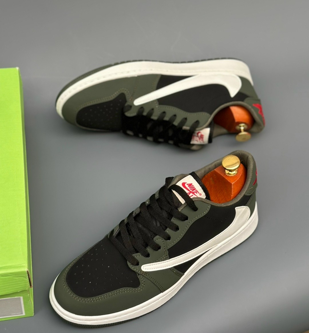 кроссовки кеды air джордан 1 low travis scott,кроссовки nike air jordan 1 low x travis scott,nike air jordan 1 low x travis scott,nike air jordan 1 low travis scott olive,кроссовки для мужчин