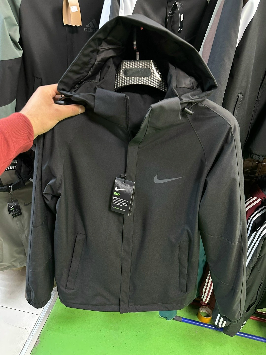 куртка зимняя nike,куртка nike,куртка мужская nike,ветровка nike,куртка демисезонная nike
