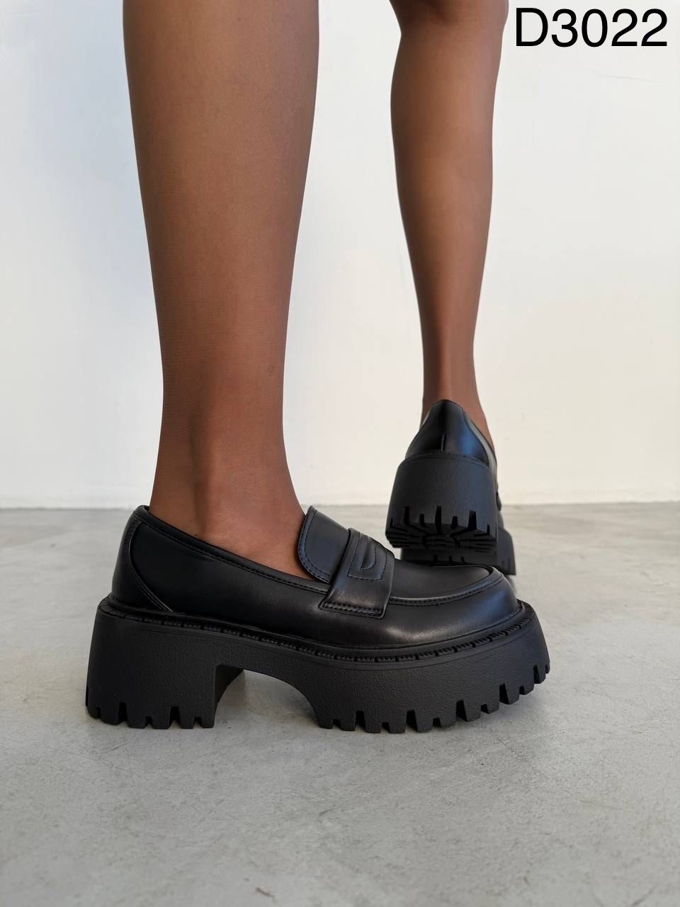 ,женские лоферы,бежевые лоферы,бежевая повседневная женская  fox shoes,лоферы на платформе