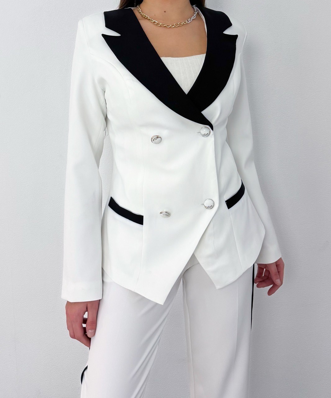 брючный костюм,женский брючный костюм,костюм с брюками,брючный костюм черный,черный женский костюм