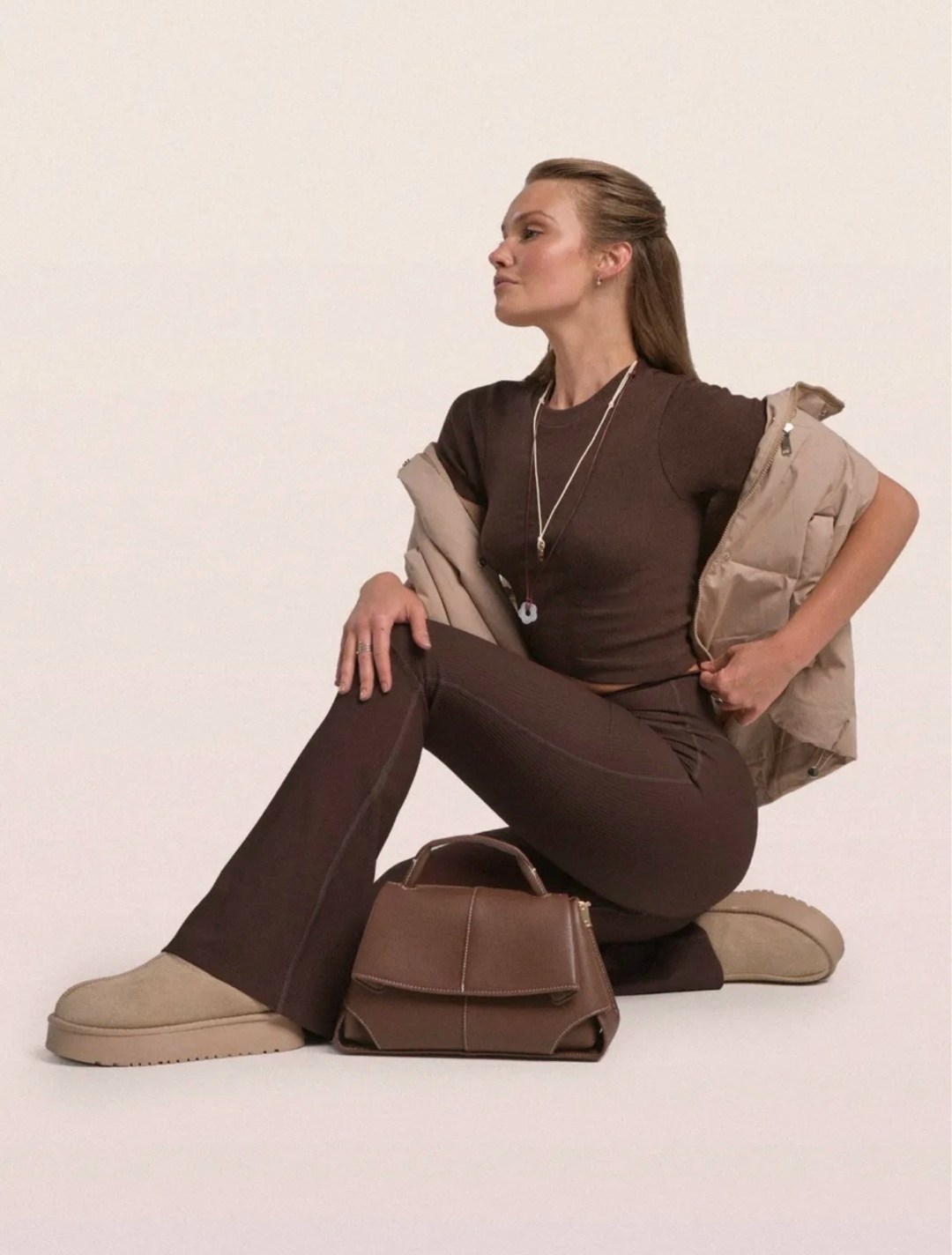 женские легинсы,модные брюки,стильные наряды,леггинсы для женщин