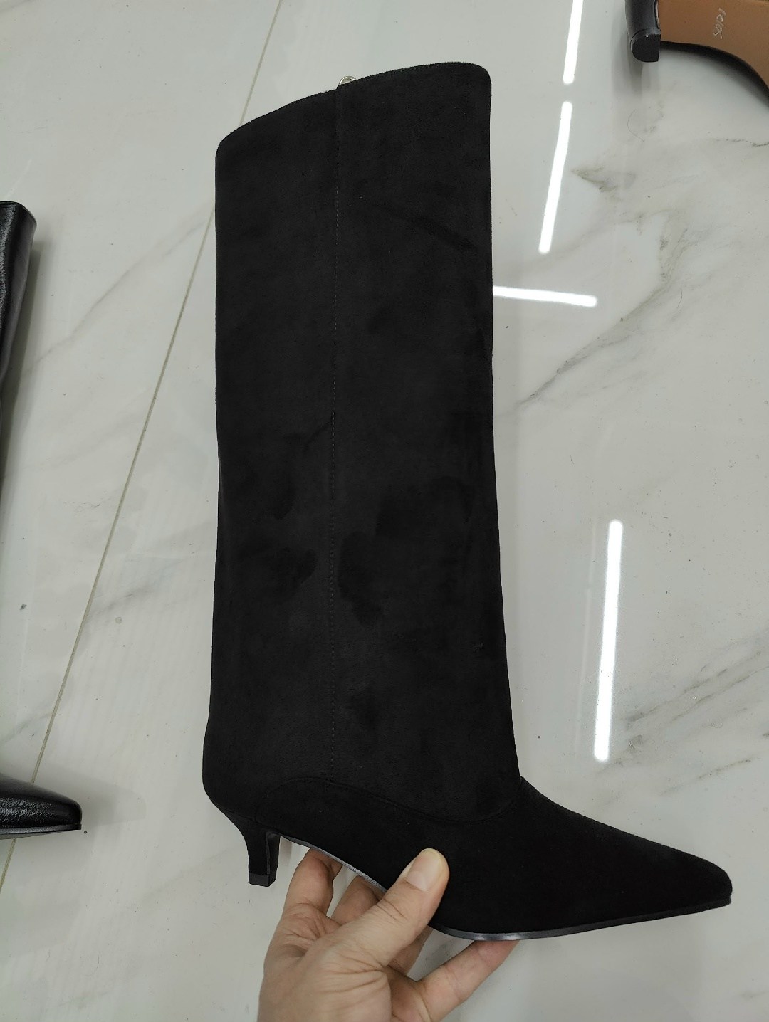 женские современные сапоги до колена на высоком каблуке,сапоги,модные женские высокие сапоги с острым носком,женские сапоги,сапоги демисезонные на маленьком каблуке gh collection