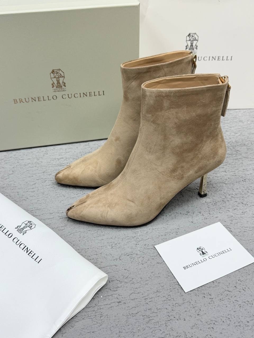 замшевые женские ботильоны с острым носком на,ботильоны на тонком низком каблуке с острым носком,eilyken сексуальные женские ботильоны на тонком низком каблуке с острым носком,женские ботильоны с остр