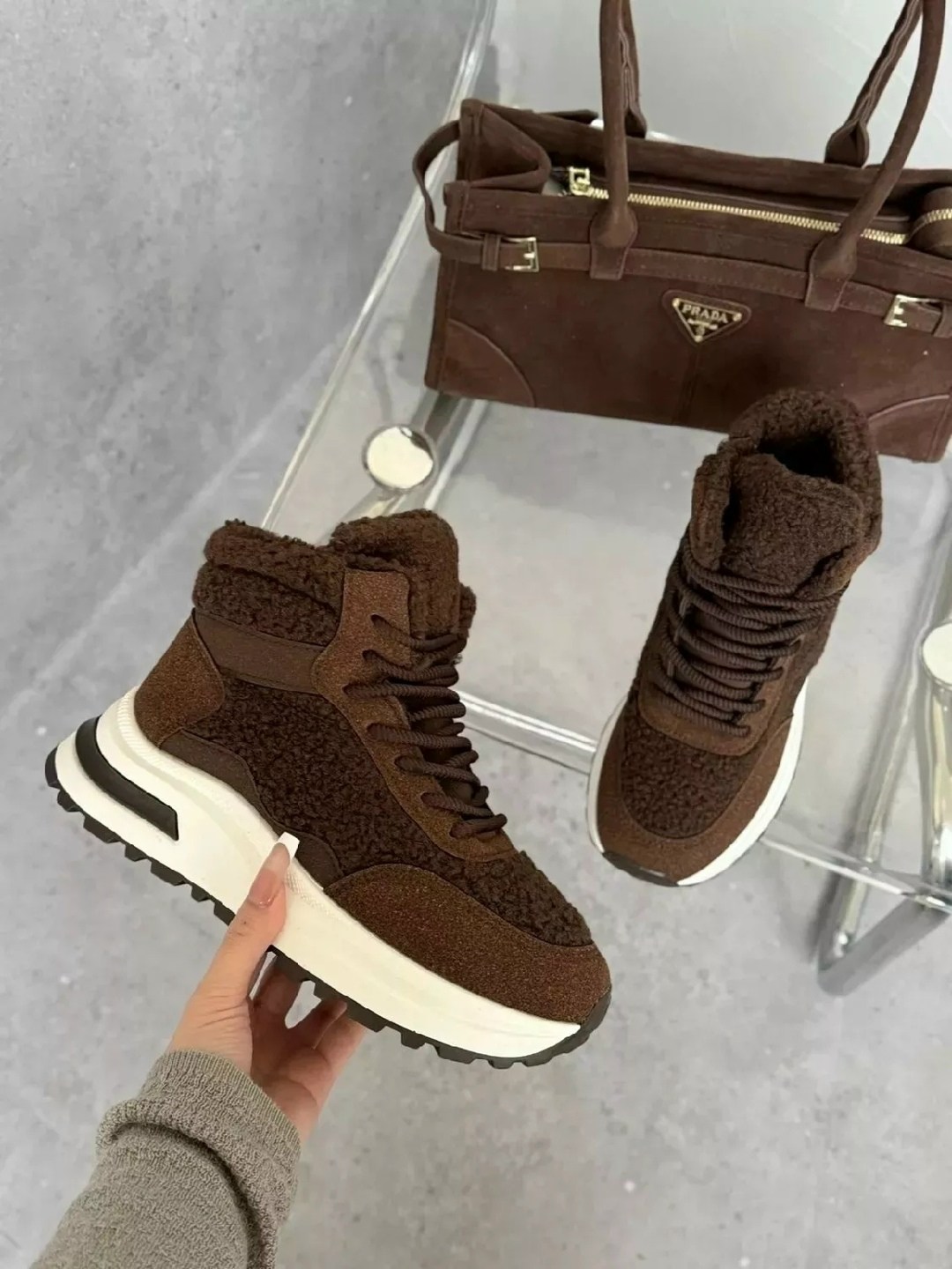,женские зимние кроссовки на меху,женские зимние кроссовки,модные зимние кроссовки,кроссовки женские зимние высокие