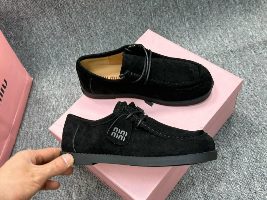 замшевые лоферы miu miu на высокий подошве и фирменной фурнитурой,,женская ,лоферы замш,женские лоферы