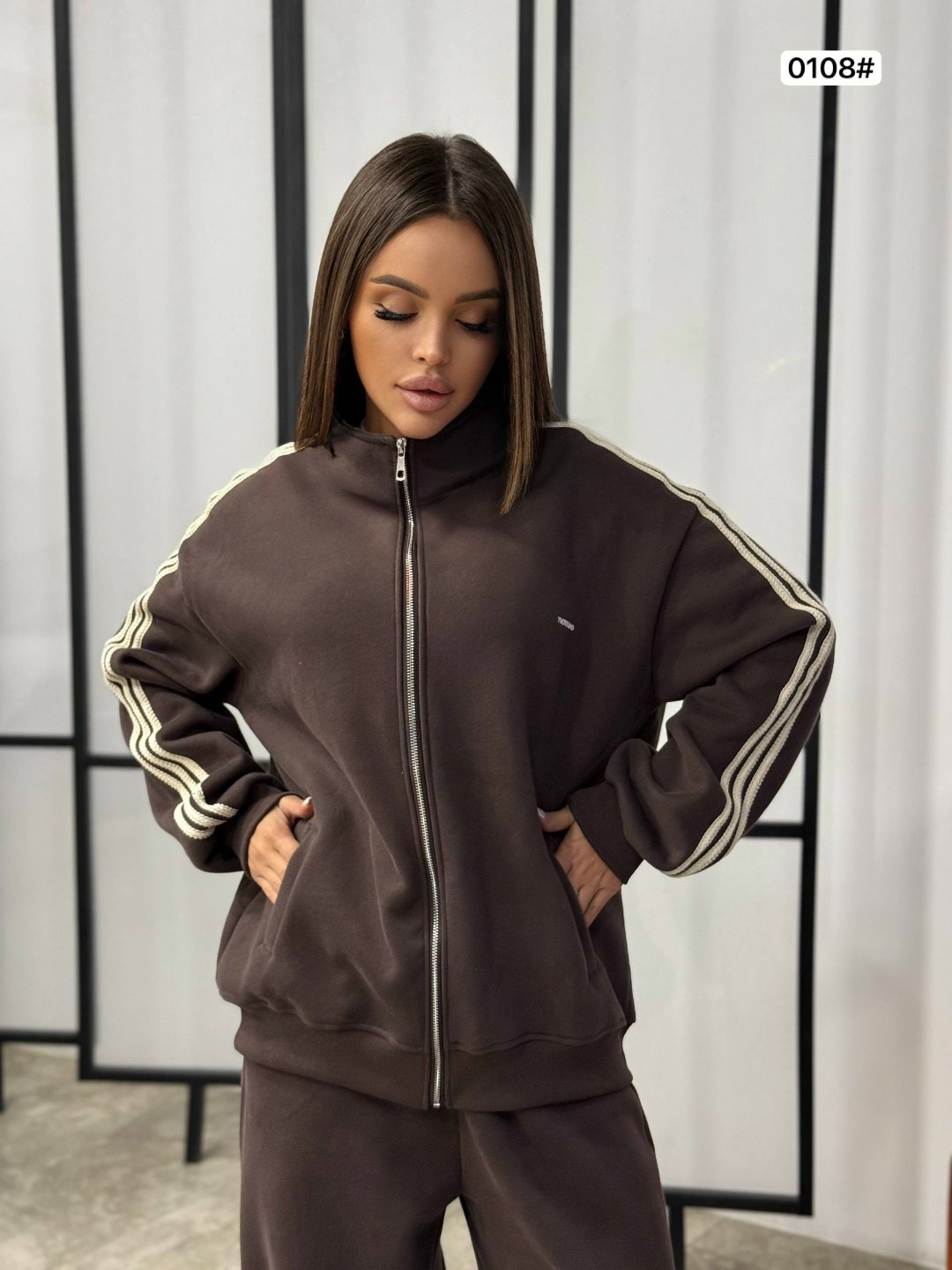 костюм спортивный,женский спортивный костюм,женский костюм,спортивный костюм стильный,женская спортивная одежда