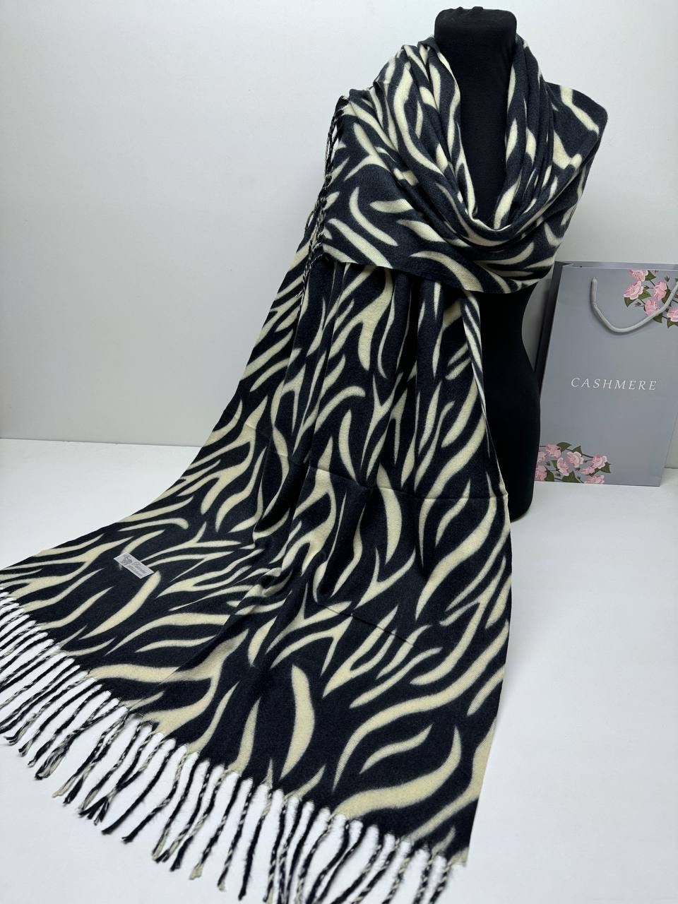 палантин женские,палантин женский кашемир,палантин теплый,теплый кашемировый палантин,палантин женский шарф