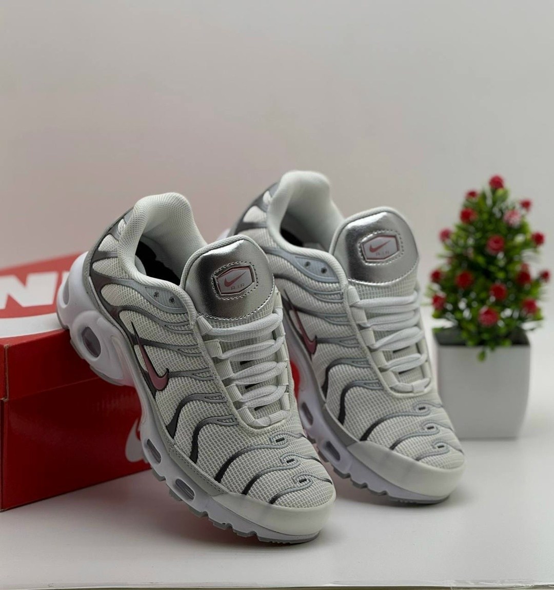 кроссовки, женская,кроссовки сетка,кроссовки кожа,кроссовки