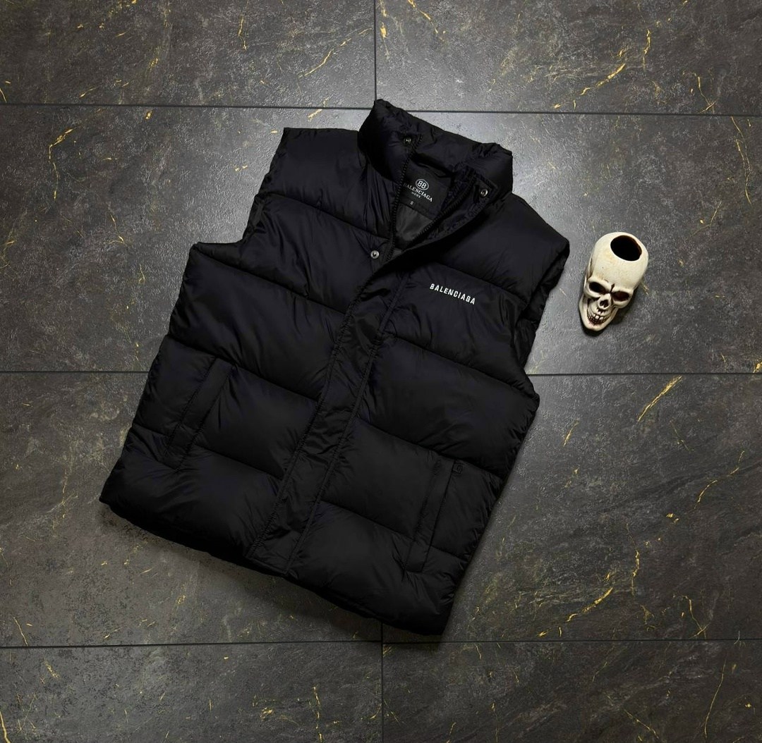 жилетка мужская,мужской жилет,безрукавка жилет,жилетка черная,жилетка