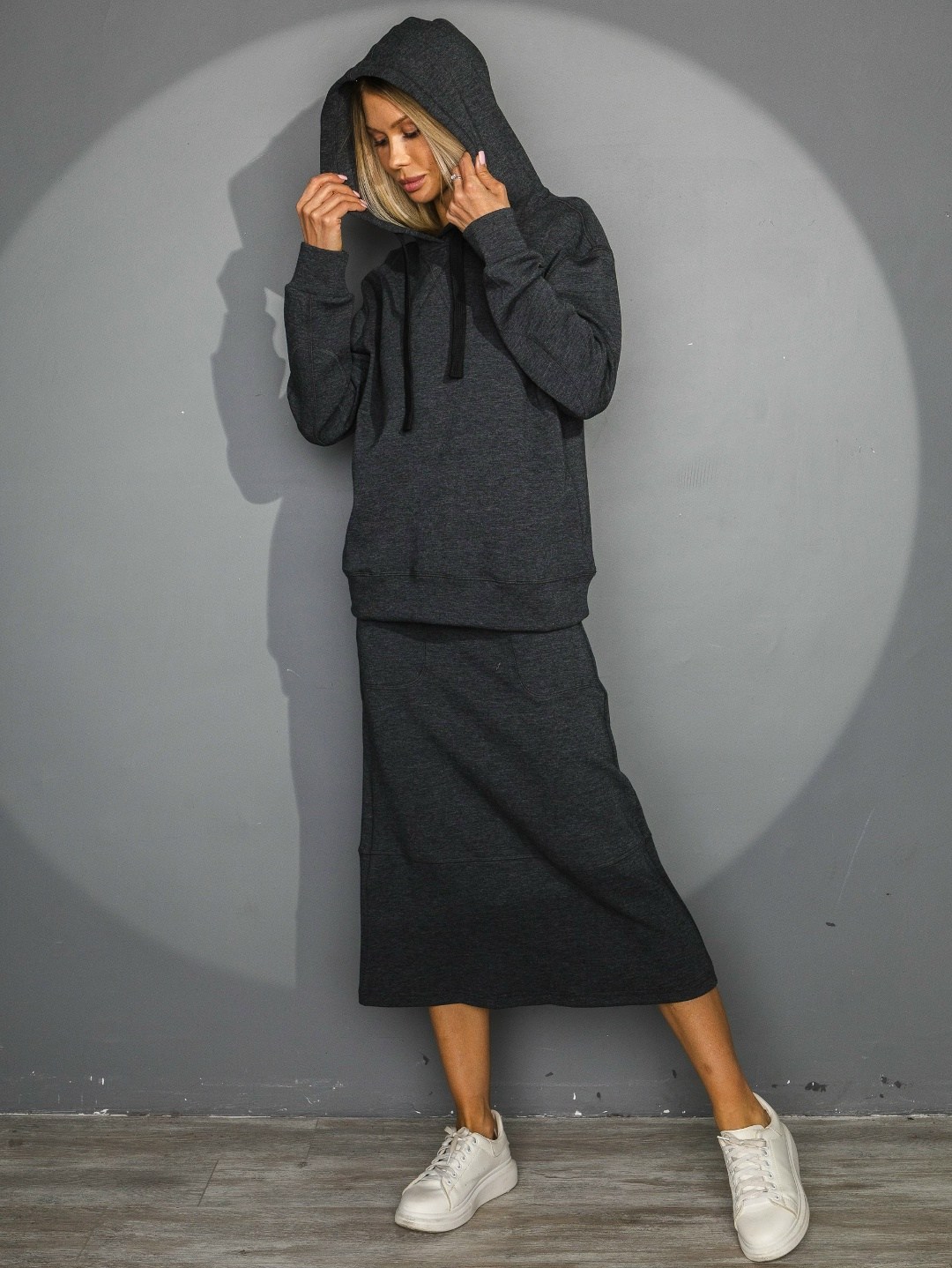 трикотажные костюмы,костюм с юбкой,теплый костюм с юбкой,свитшот женская,платье с капюшоном