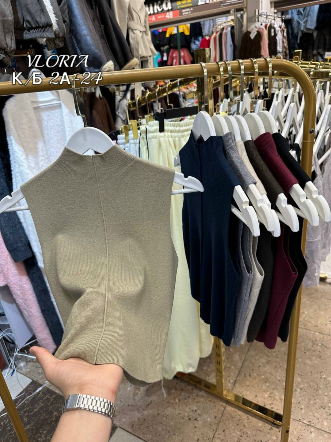 трикотажный жилет,жилетка женская,вязаные жилеты женские,жилет без рукавов,жилет женский