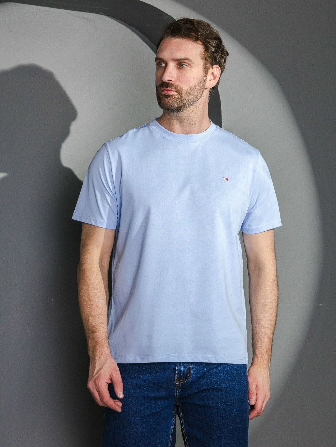 голубая футболка томми хилфигер,мужская футболка,футболка голубая,томми хилфигер слим фит футболка,футболка мужская tommy hilfiger