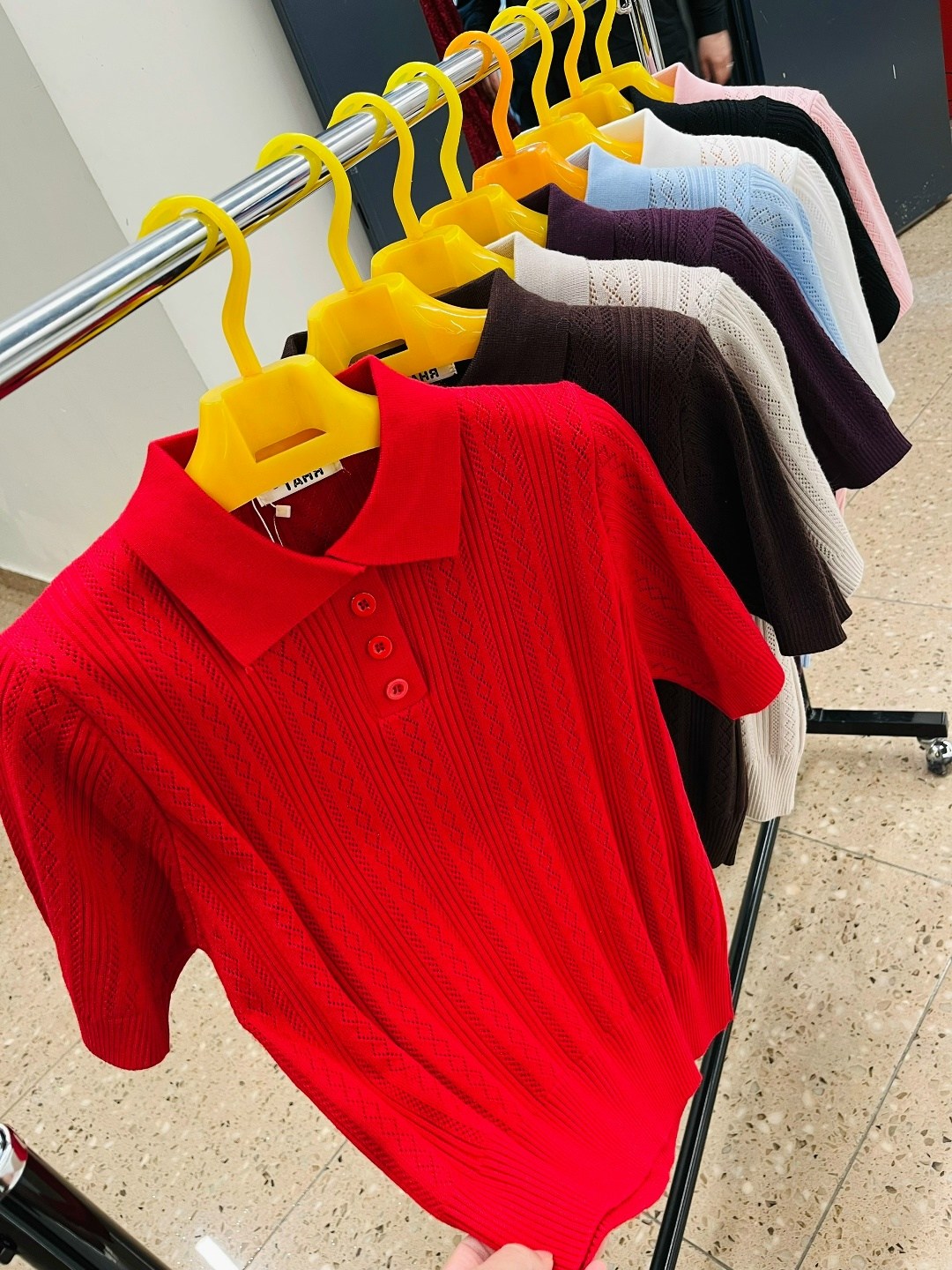 поло miu miu,поло с,красное поло,свитер поло,джемпер