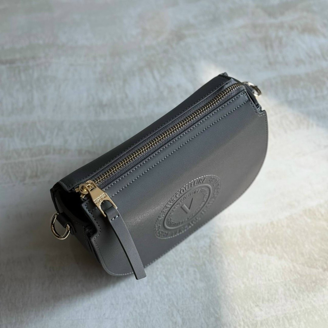 versace сумка,сумка женская versace,сумки версаче,кожаная сумка versace,пыльники от сумки версаче