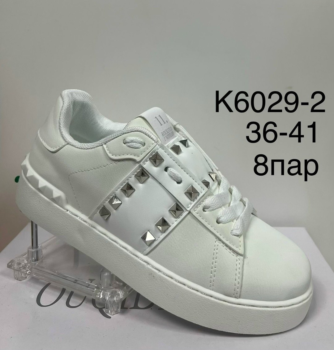 ,кеды валентино женские,valentino кроссовки, женская,valentino rockstud кеды черные