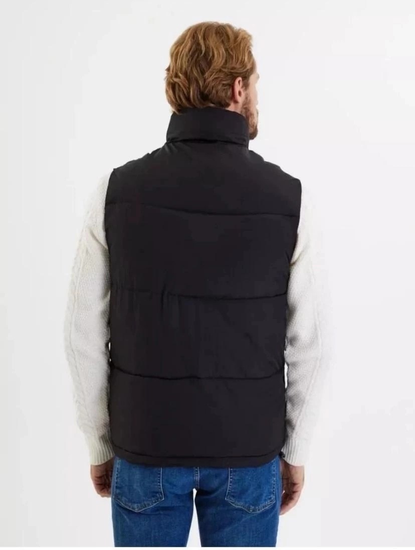 жилетка мужская,жилет мужской утепленный,мужские жилеты,жилетка,жилет