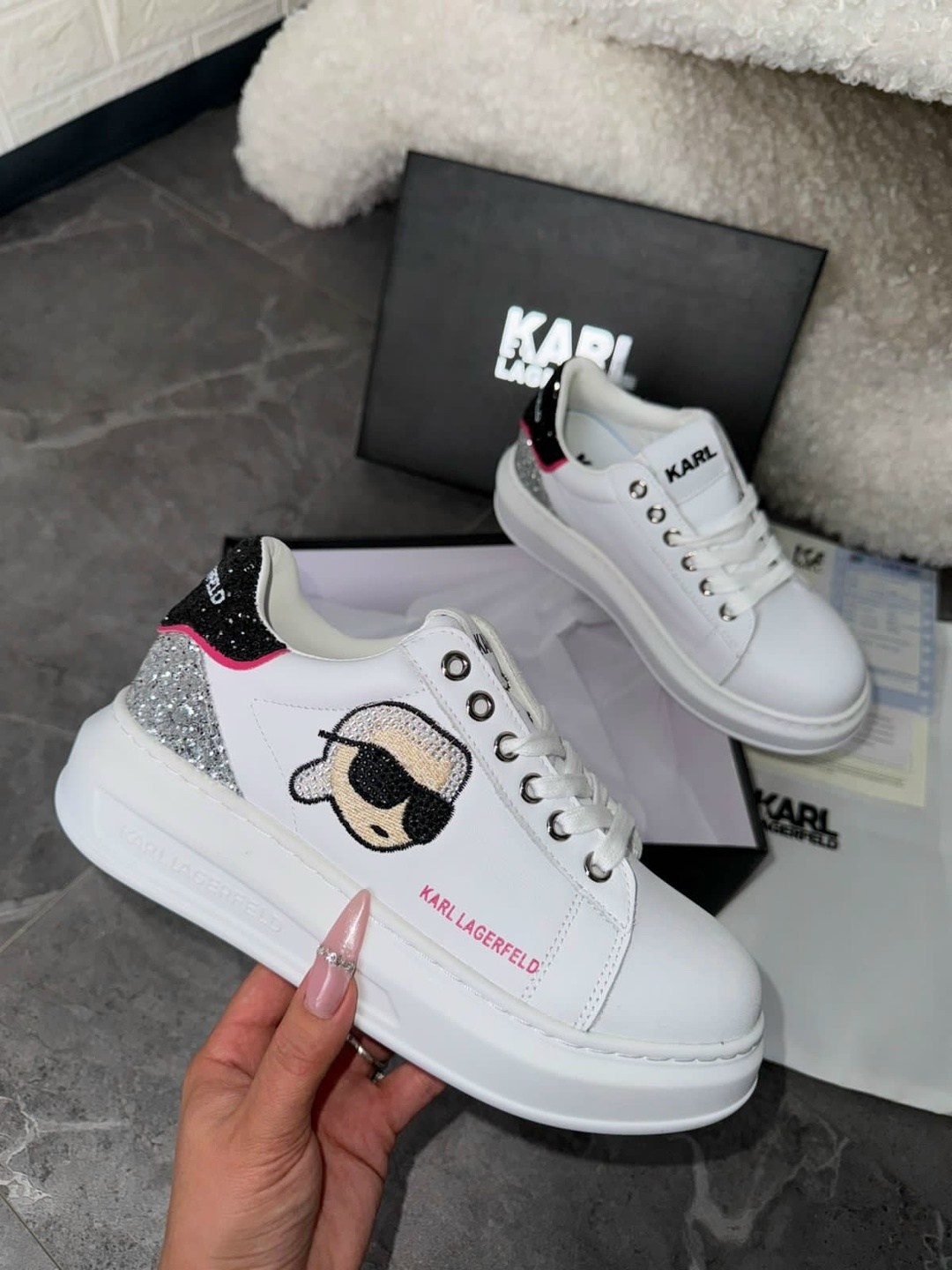 кроссовки karl lagerfeld,,кроссовки karl lagerfeld кроссовки,кеды karl lagerfeld,кожаные кроссовки karl lagerfeld