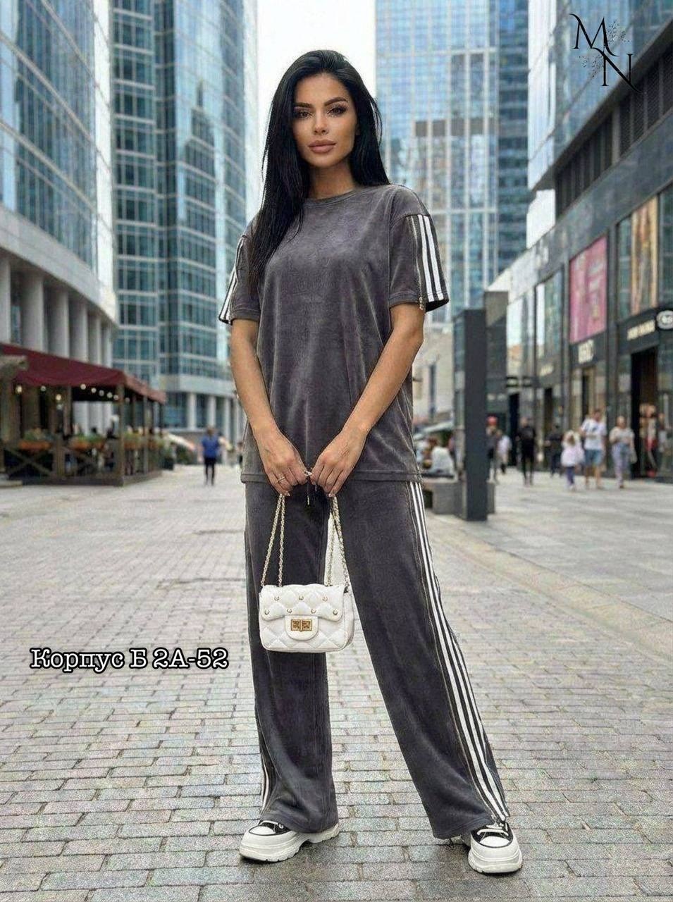 костюм спорт шик,повседневный костюм,велюровый костюм спортивный,велюровый костюм,женский спортивный костюм