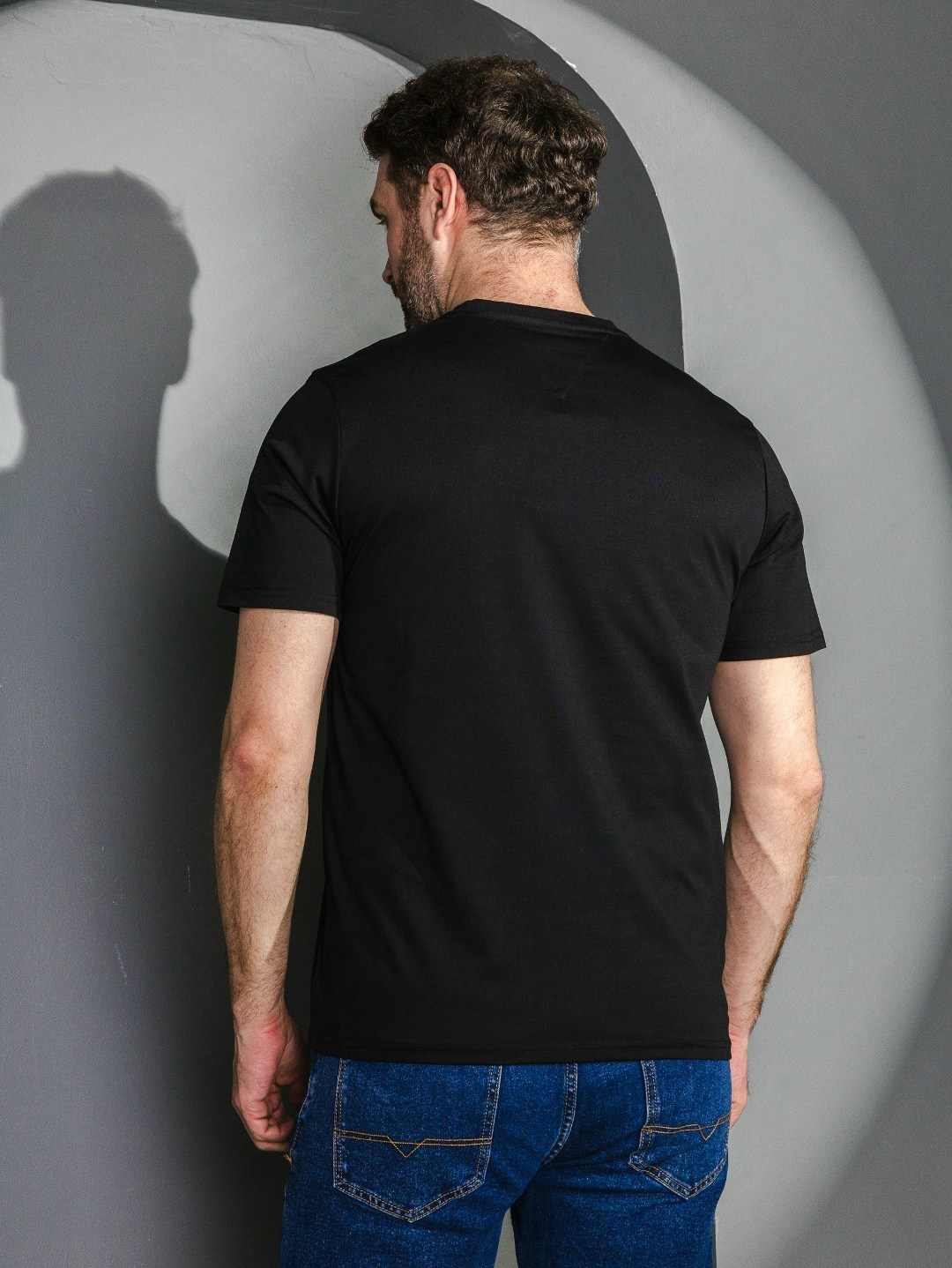 мужская футболка tommy hilfiger,футболка томми хилфигер черная,мужская футболка,мужская футболка черная,футболке