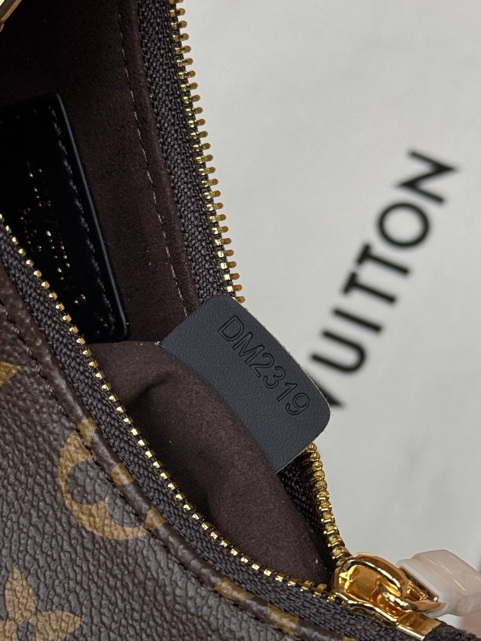 женская сумка louis vuitton,сумка луи виттон полумесяц,cумка louis vuitton,сумка,louis vuitton monogram