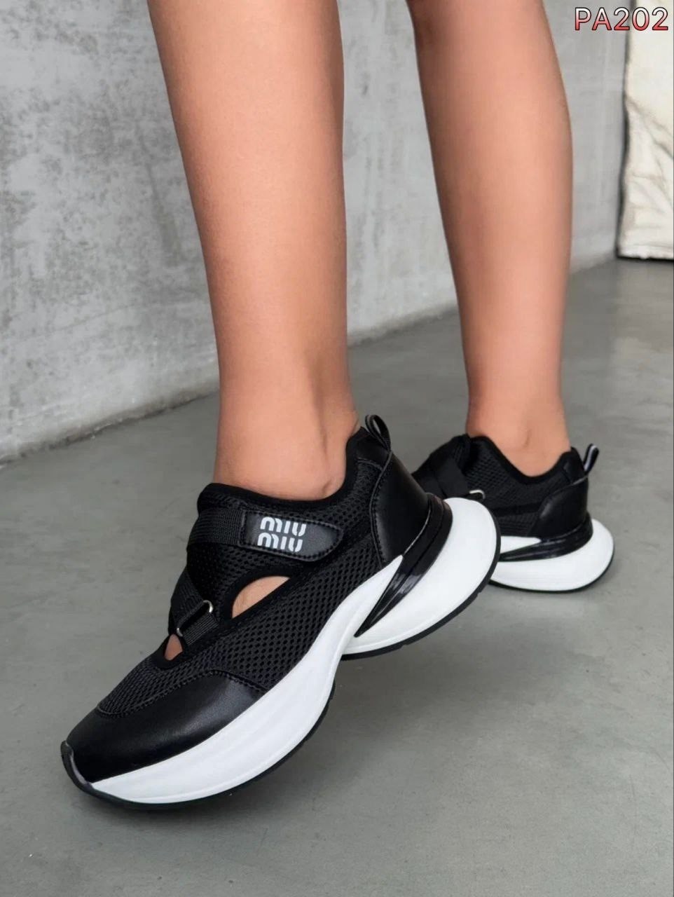 ,кроссовки женскиe,кроссовка,черные кроссовки,кроссовки для фитнеса