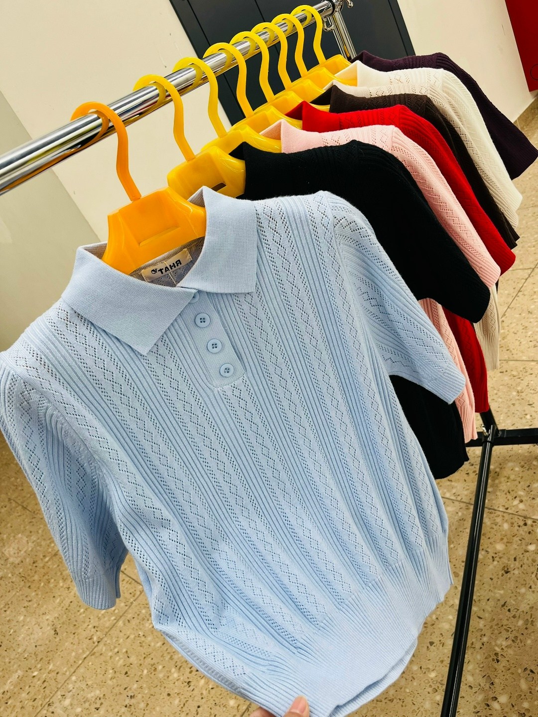 поло miu miu,поло с,красное поло,свитер поло,джемпер