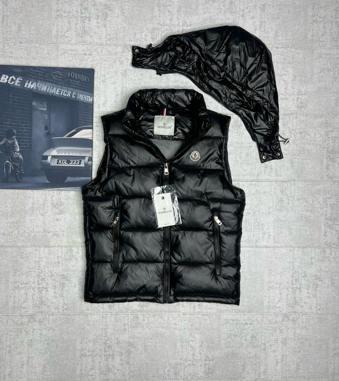 жилетка moncler,moncler жилет,мужской жилет moncler,moncler мужской брендовый жилет чёрного цвета,moncler bormes новая жилетка премиум