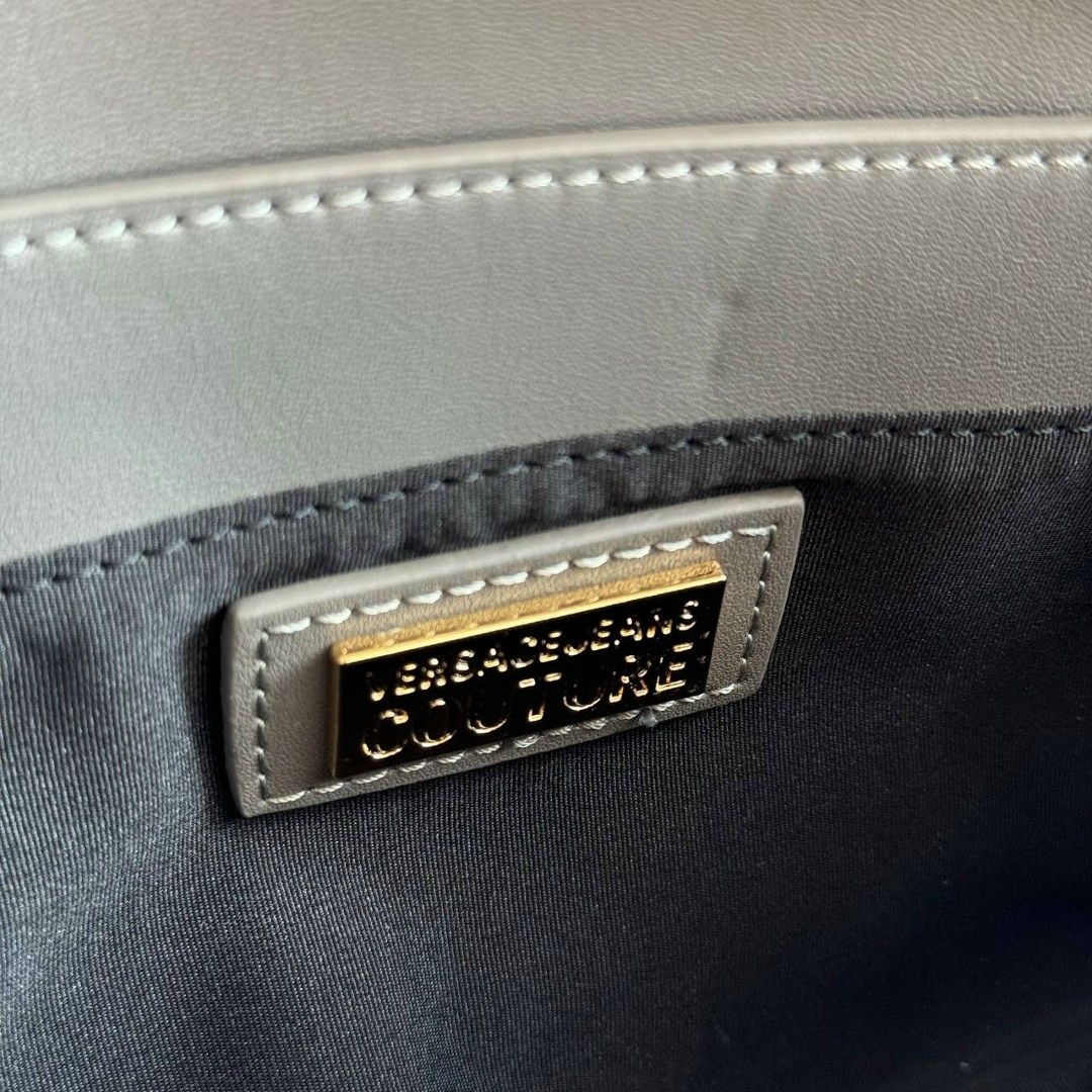 versace сумка,сумка женская versace,сумки версаче,кожаная сумка versace,пыльники от сумки версаче