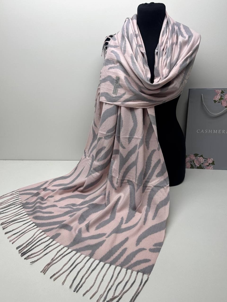 палантин женские,палантин женский кашемир,палантин теплый,теплый кашемировый палантин,палантин женский шарф