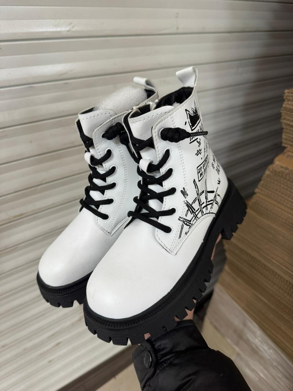 ,ботинки для девочки,ботинки белые,женские ботинки,тифлани ботинки для девочки