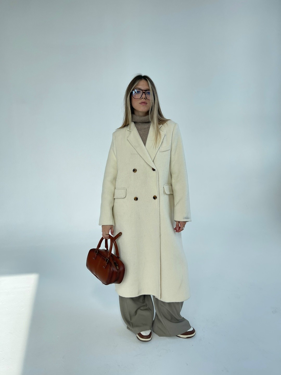 модное пальто,пальто оверсайз,женское пальто,белое пальто оверсайз,шерстяное пальто