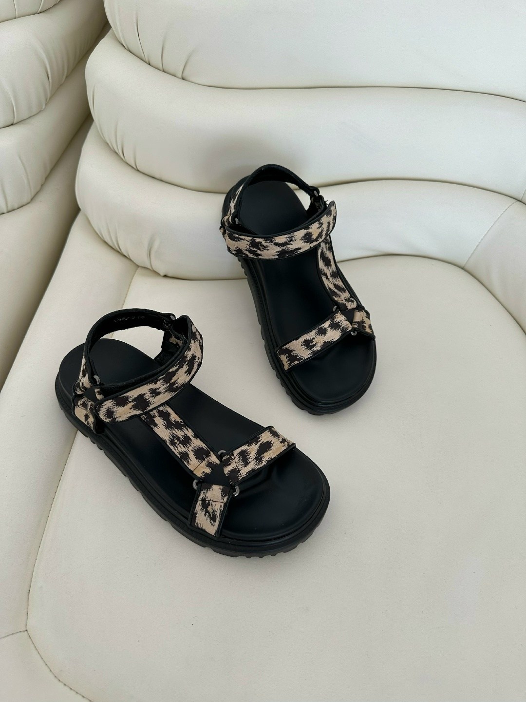 босоножки на лето,летняя женская ,женские босоножки, босоножки,леопардовые сандалии эконика