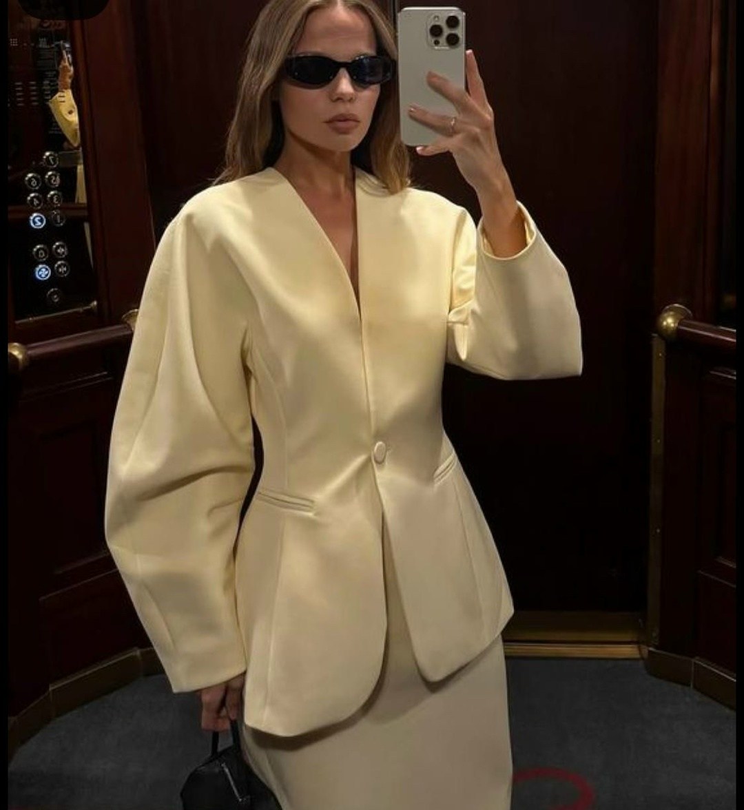 жакет,жакет и пиджак,пиджак,структурный жакет caviar black,женский пиджак