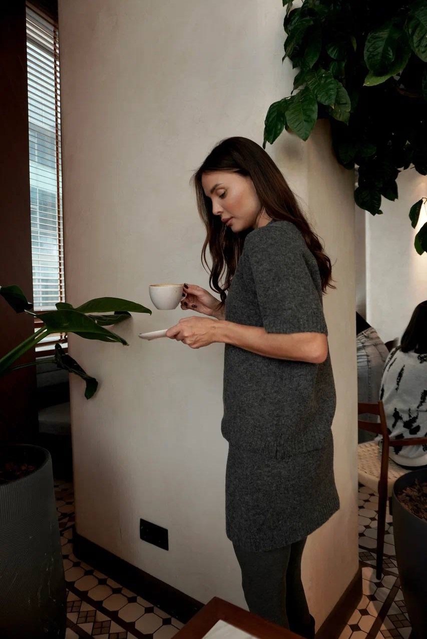 костюм теплый трикотажный с юбкой perfect mood цвет серый графит,костюм трикотажный джемпер с юбкой emberens,костюм трикотажный с юбкой lalucci цвет серый графит,костюм с юбкой трикотажный akman цвет