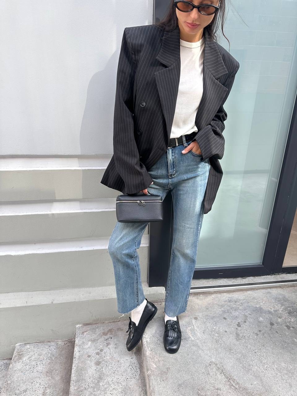 жакет удлинённый оверсайз серый в полоску,пиджак в полоску женский,пиджак,пиджак серый,женский костюм