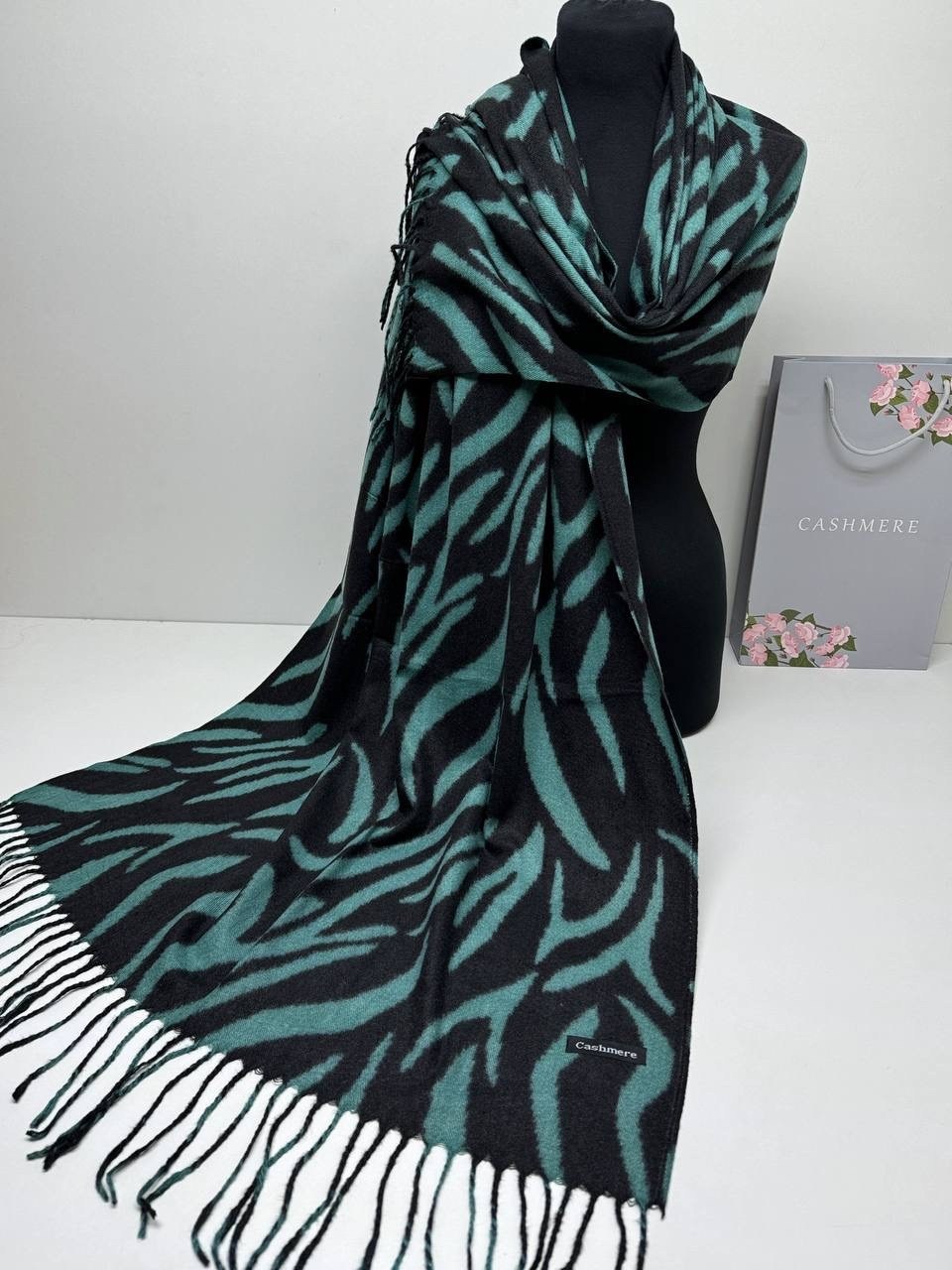 палантин женские,палантин женский кашемир,палантин теплый,теплый кашемировый палантин,палантин женский шарф