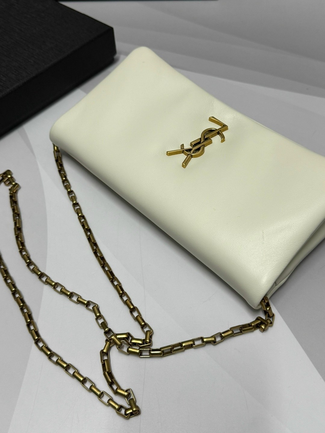 yves saint laurent сумка,ysl сумка женская,сумка ив сен лоран белая,клатч,женская сумка