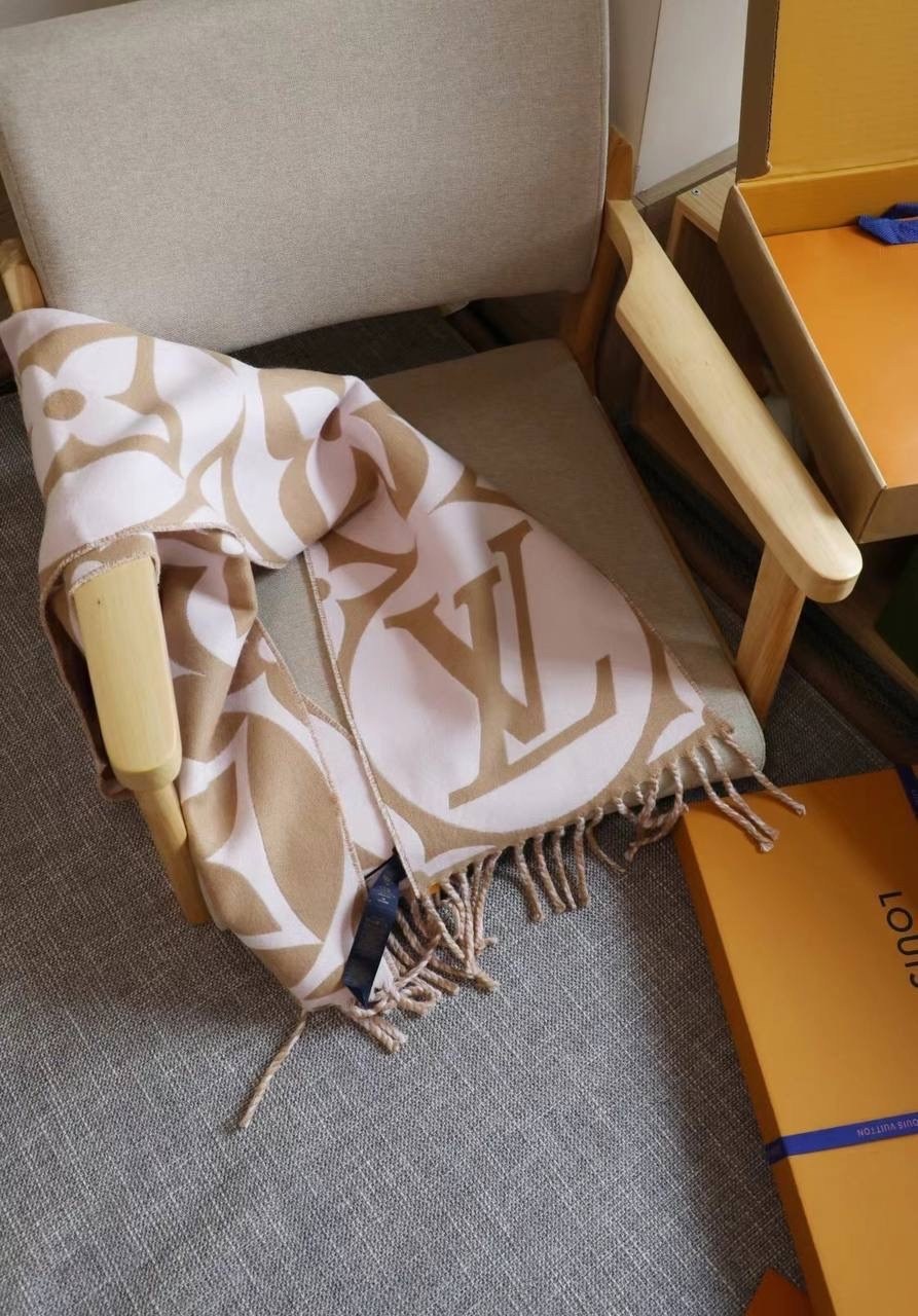 шарф louis vuitton,louis vuitton палантин,женский шарф louis vuitto,шарф луи виттон,кашемировый шарф теплый