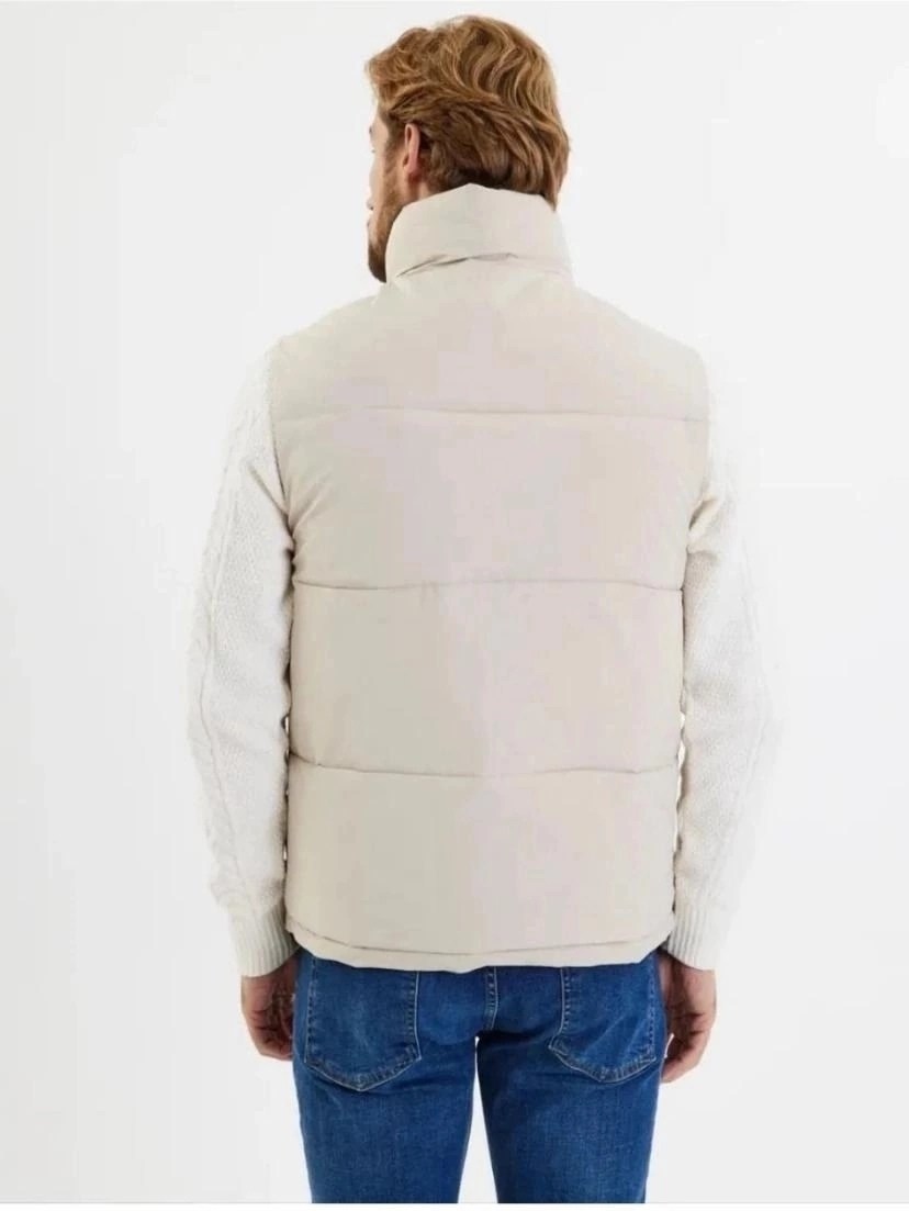 жилетка мужская,жилет мужской утепленный,мужские жилеты,жилетка,жилет