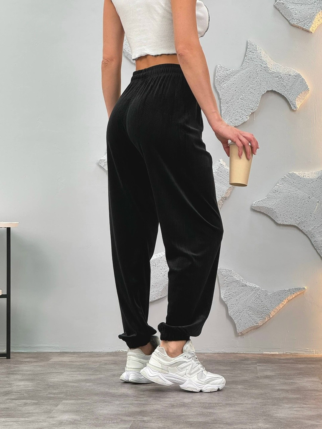 брюки велюр,велюровые женские штаны,велюровые брюки,велюровые штаны,женские штаны из велюра