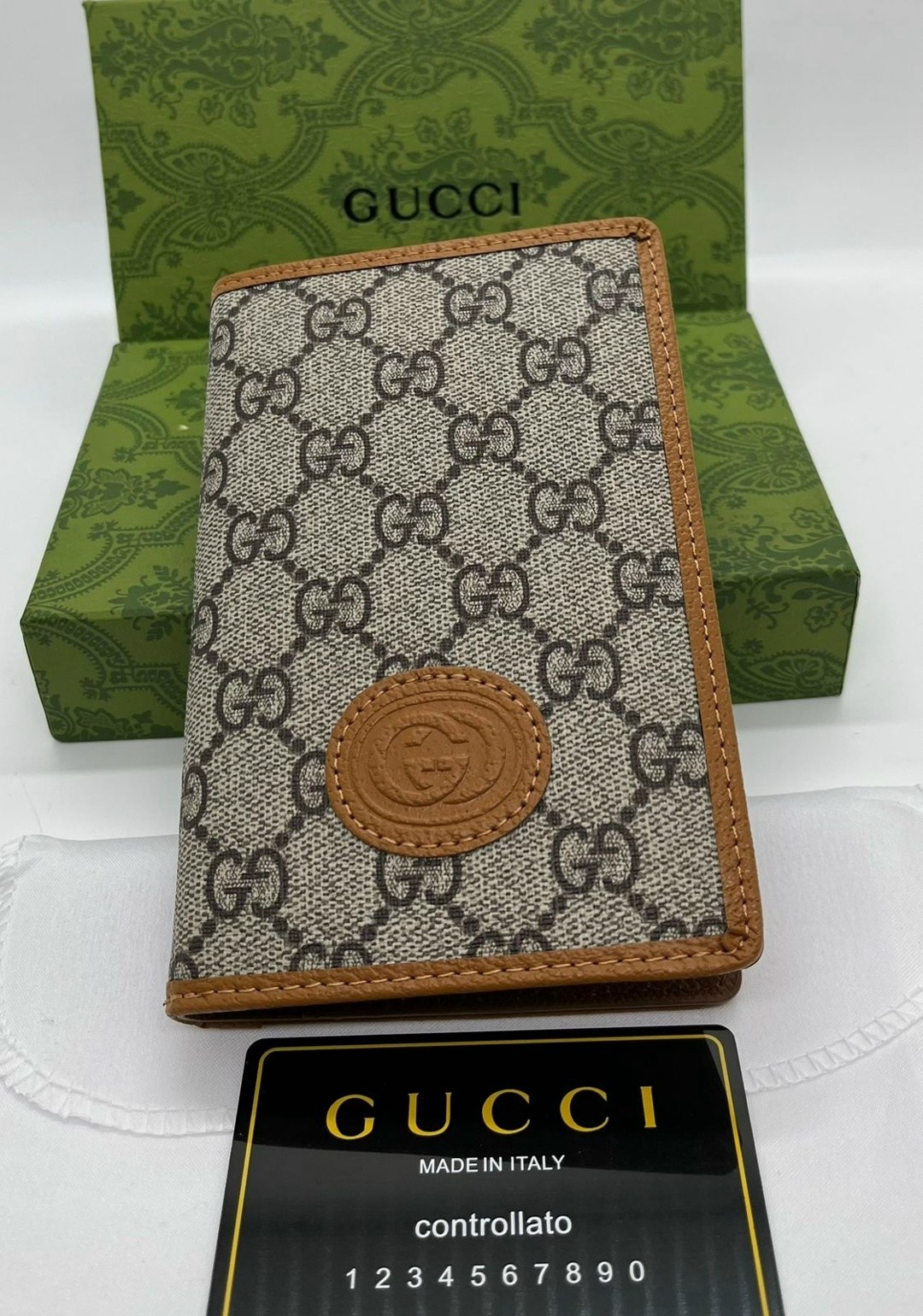 gucci кошелек,бумажник gucci,gucci wallet,обложка на паспорт гуччи,портмоне gucci