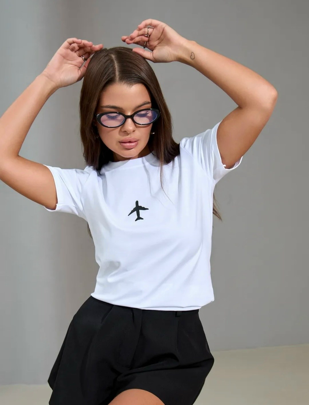 женская футболка,футболка,женская футболка белая,женские футболки с принтом,женская базовая футболка