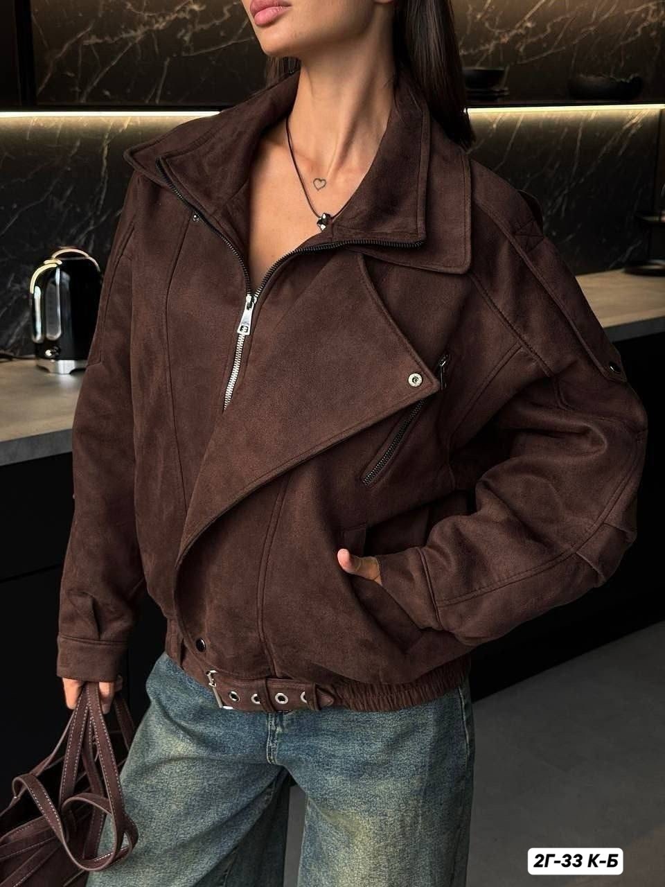 женская куртка бомбер из эко замши коричневого цвета,куртка замшевая,куртка замшевая женская,женская куртка из замши,трендовая куртка замшевая