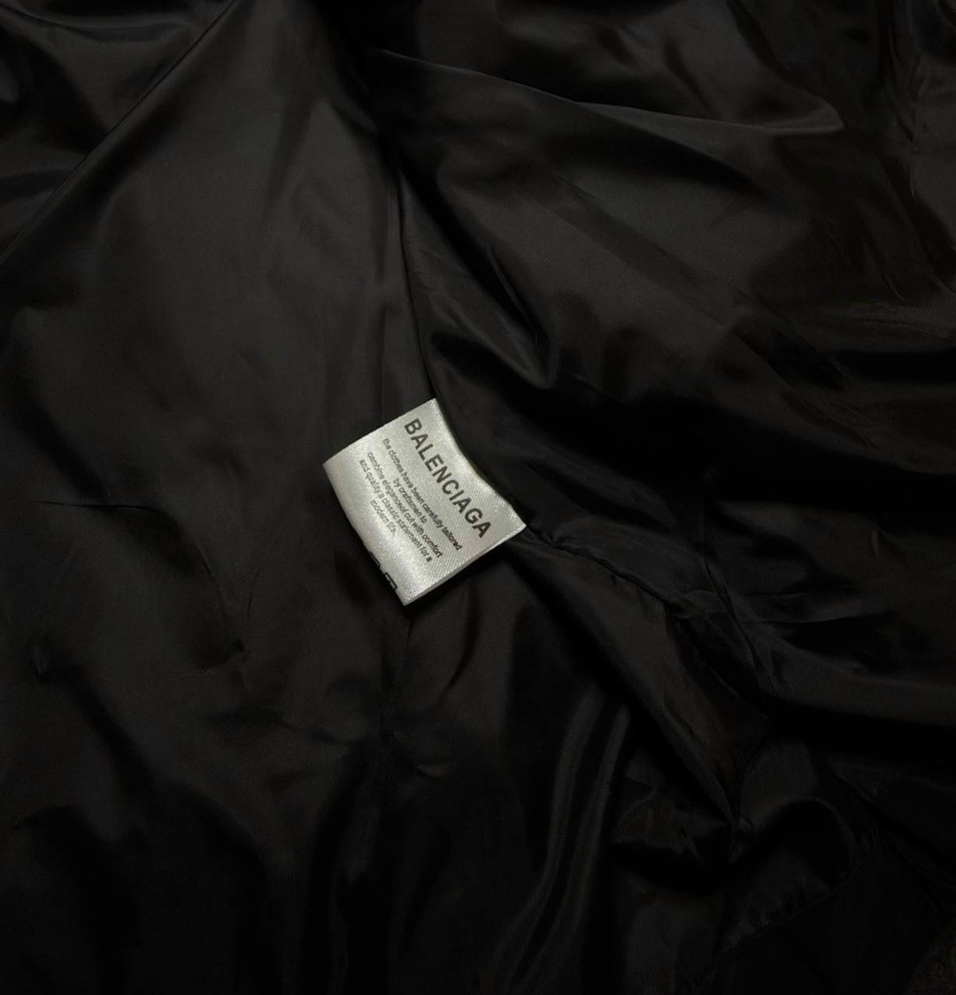 жилетка мужская,мужской жилет,безрукавка жилет,жилетка черная,жилетка