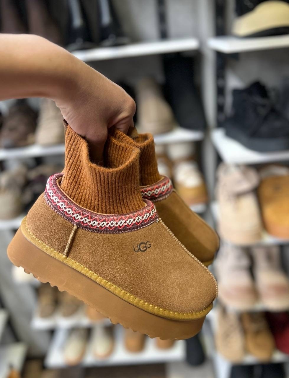 женские угги,угги женские ugg,,ugg женские ботинки classic mini cresent - brown,угги ugg