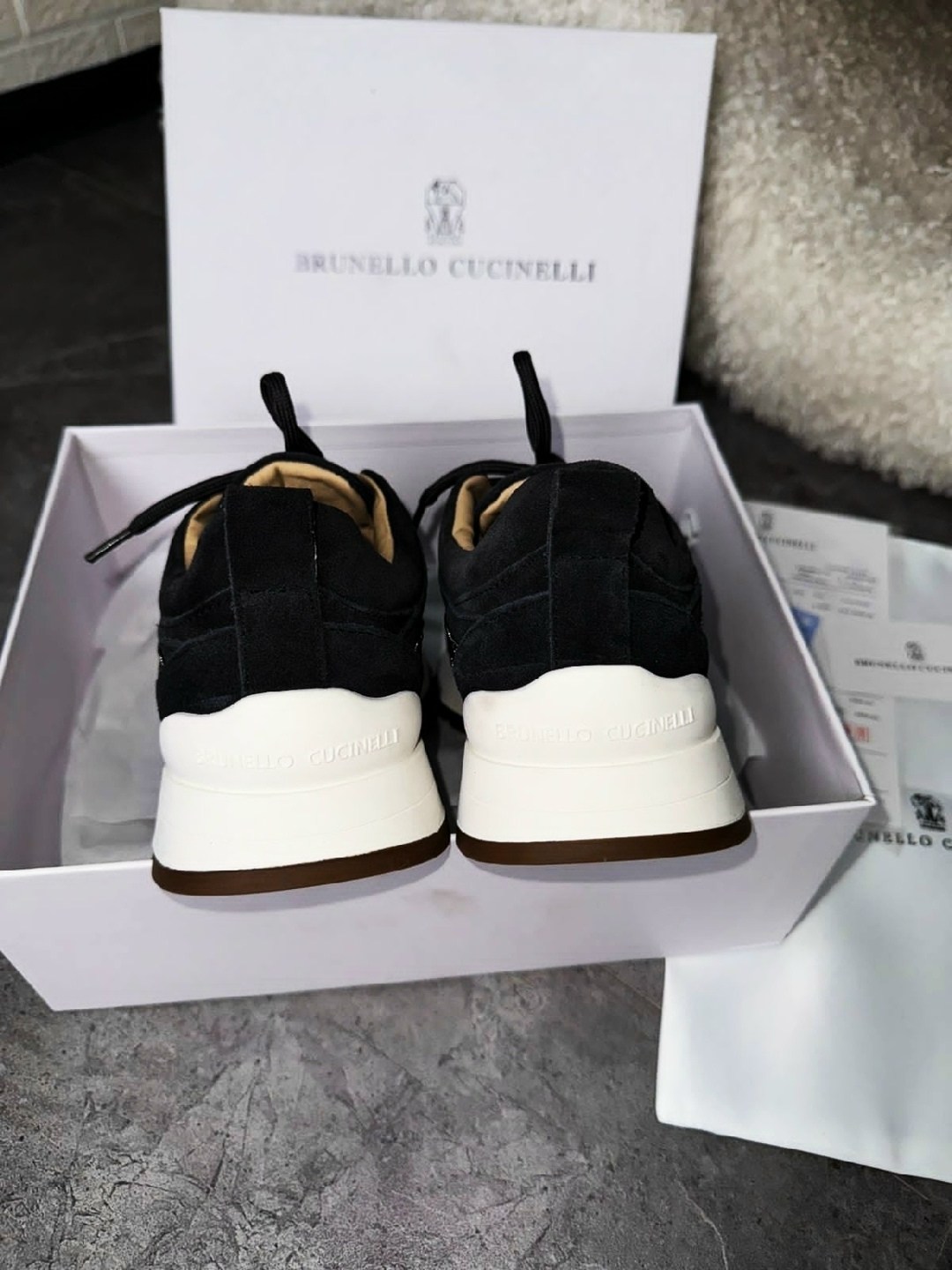 комбинированные кроссовки brunello cucinelli,кроссовки brunello cucinelli,замшевые кроссовки brunello cucinelli,кроссовки мужские brunello cucinelli,кроссовки brunello cucinelli черный